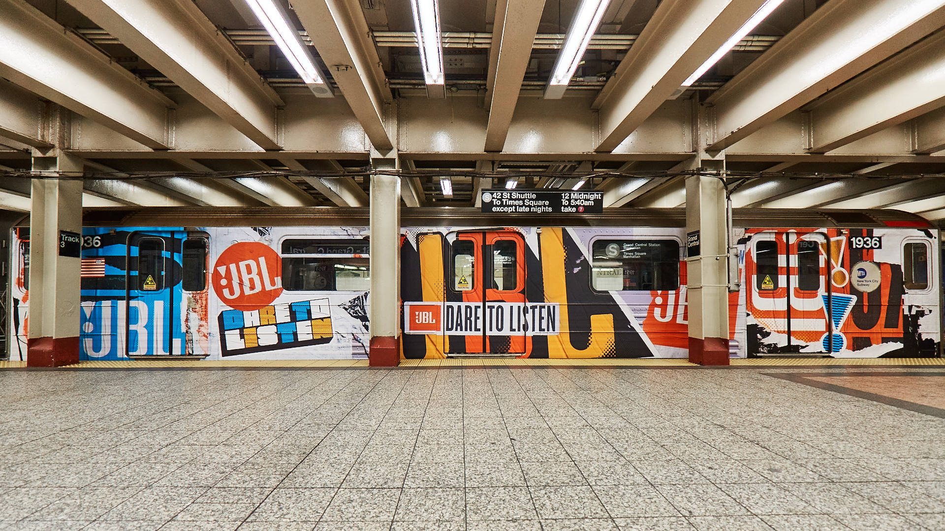 NYC GRAND CENTRAL SHUTTLE TAKEOVER